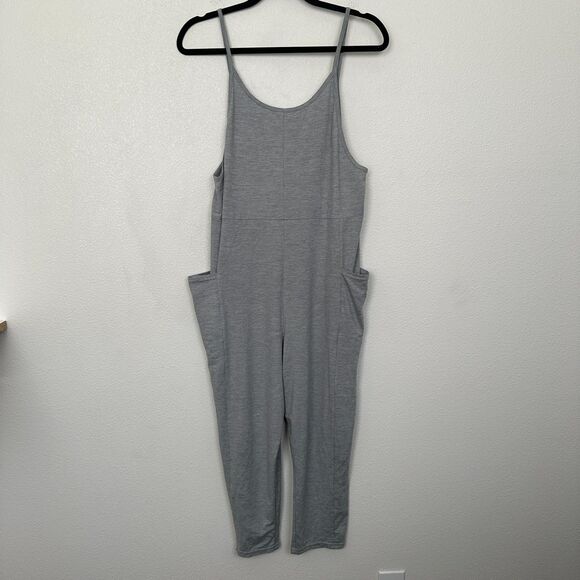 Vuori Gray Jumpsuit - Picture 6 of 10